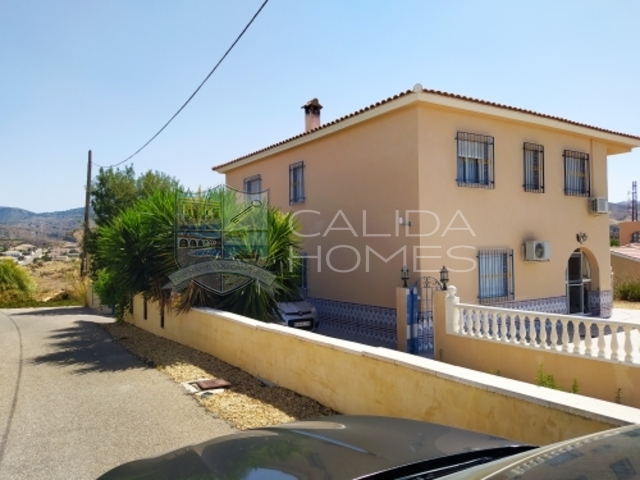 cla 7425 Villa Stylo : Resale Villa for Sale in Arboleas, Almería