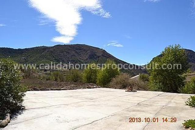 CLA6014: Resale Villa for Sale in Velez-Rubio, Almería