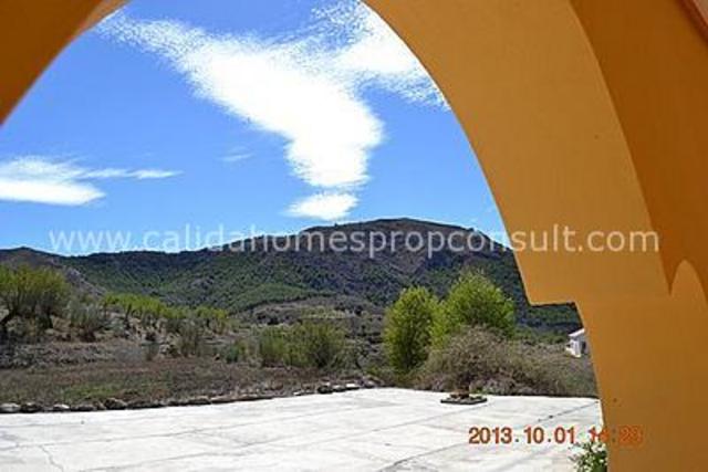 CLA6014: Resale Villa for Sale in Velez-Rubio, Almería