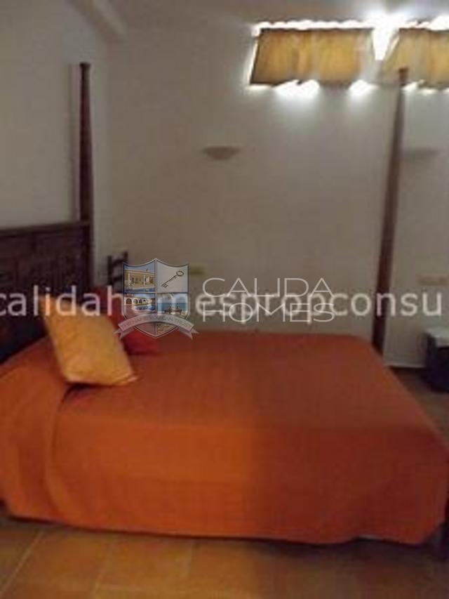 cla6188: Resale Villa for Sale in Vera Playa, Almería