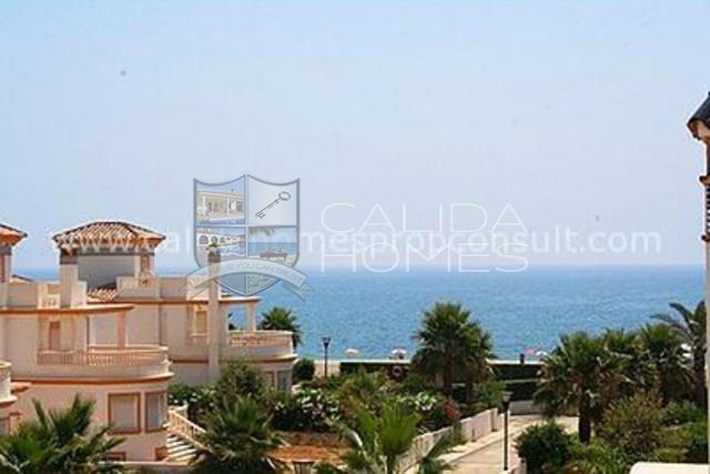 cla6188: Resale Villa for Sale in Vera Playa, Almería