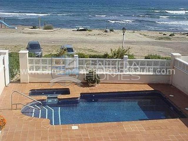 Cla6451: Resale Villa for Sale in El Calon, Almería