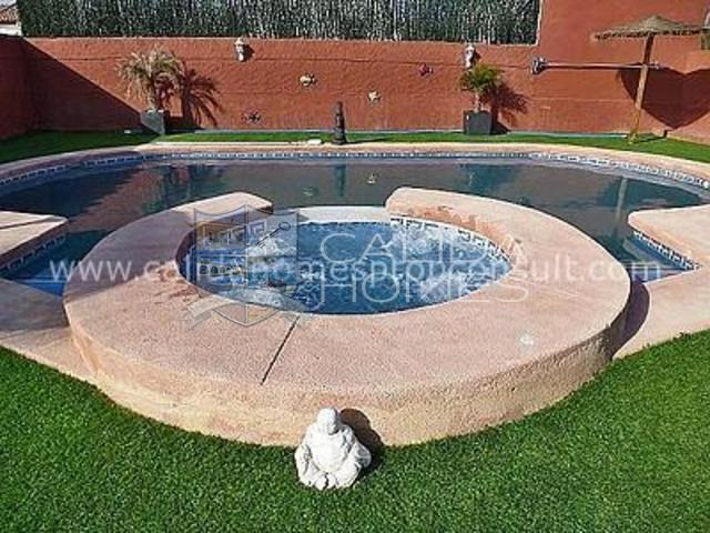 cla6477: Resale Villa for Sale in Arboleas, Almería