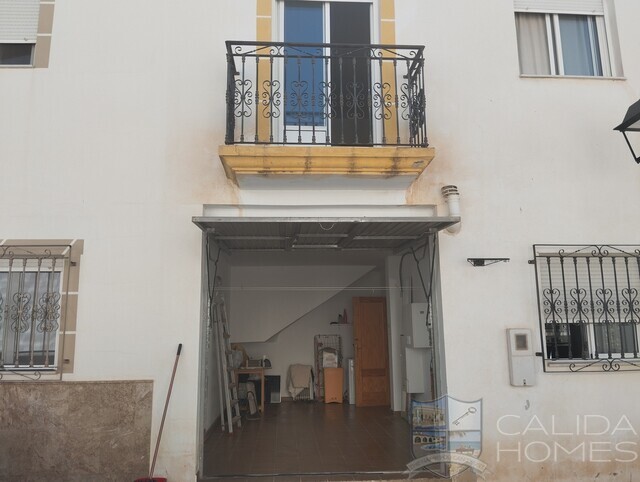 Duplex Mirela : Duplex for Sale in Arboleas, Almería