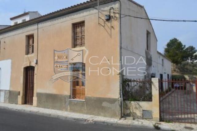 cla6815: Village or Town House for Sale in Arboleas, Almería