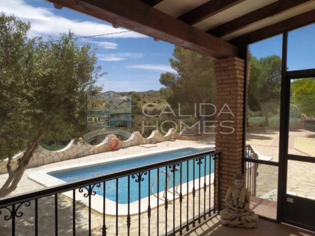 cla6975: Resale Villa for Sale in Cantoria, Almería