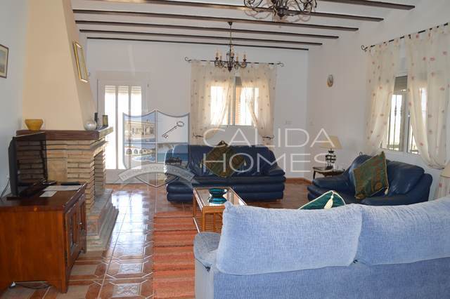 cla6975: Resale Villa for Sale in Cantoria, Almería