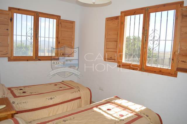 cla7000: Resale Villa for Sale in Albox, Almería