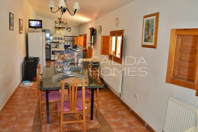 cla7066: Detached Character House for Sale in Oria, Almería