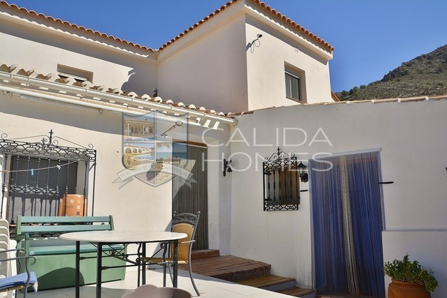 cla7066: Detached Character House for Sale in Oria, Almería