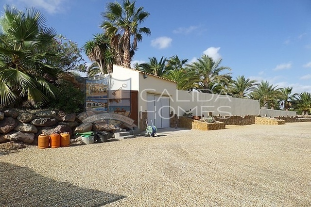 cla7129: Resale Villa for Sale in Vera, Almería