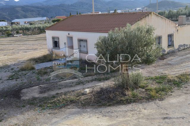 cla7130: Detached Character House for Sale in Olula Del Rio, Almería