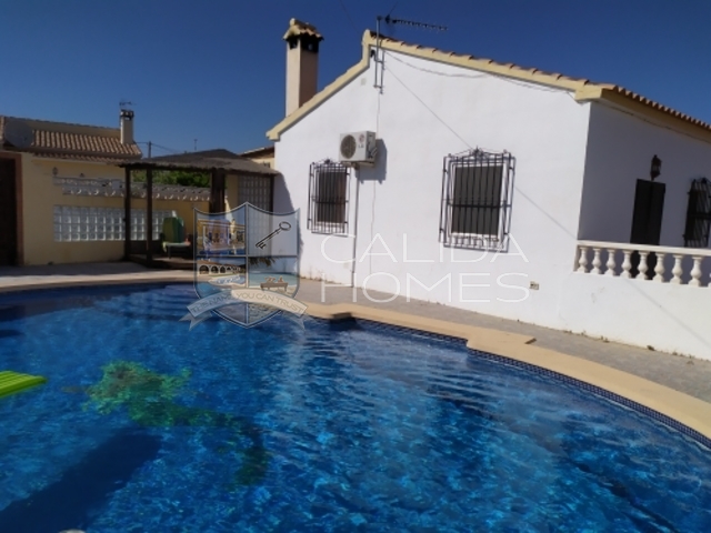 cla7172 Villa Olive : Resale Villa for Sale in Arboleas, Almería