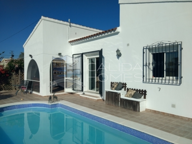 cla7193: Resale Villa for Sale in Arboleas, Almería