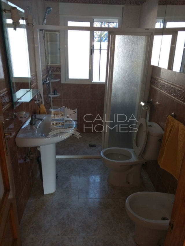 cla7193: Resale Villa for Sale in Arboleas, Almería