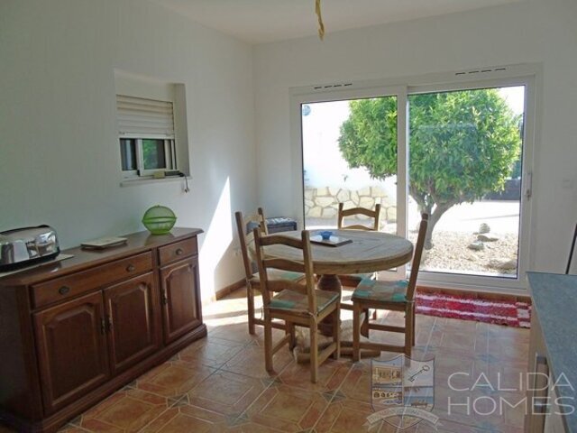 Cla7235: Resale Villa for Sale in Albox, Almería