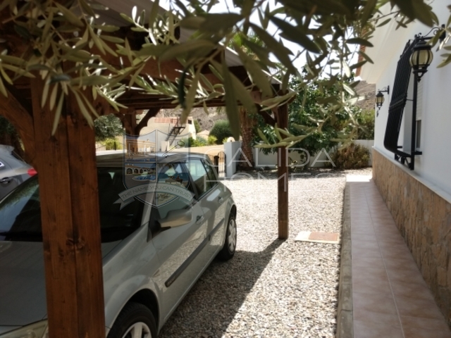 cla7240: Resale Villa for Sale in Arboleas, Almería