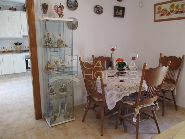 Cla7244: Resale Villa for Sale in Arboleas, Almería