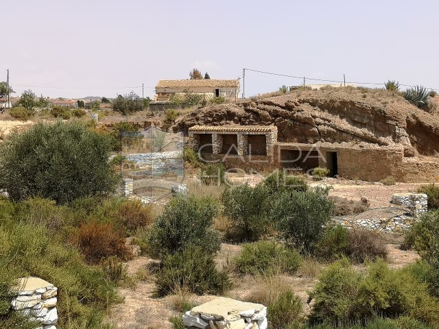 Cla7247: Herverkoop Villa te Koop in Albox, Almería