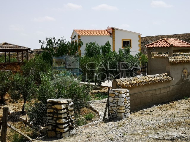 Cla7247: Herverkoop Villa te Koop in Albox, Almería