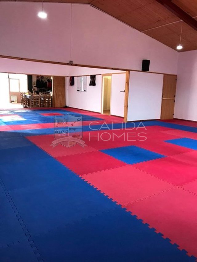 cla7251: Resale Villa for Sale in La Piedra Amarilla, Almería
