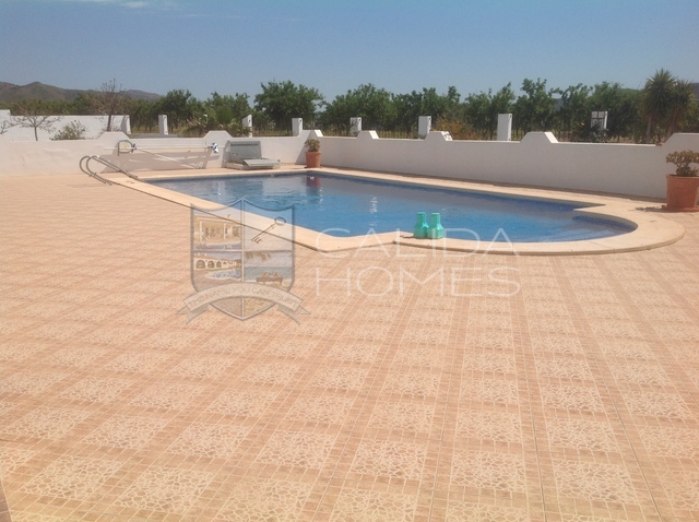 Cla7264: Resale Villa for Sale in Albox, Almería