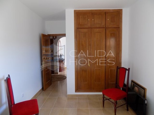 cla7265: Resale Villa for Sale in Arboleas, Almería