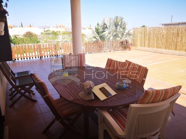 cla7279: Resale Villa for Sale in La Alfoquia, Almería