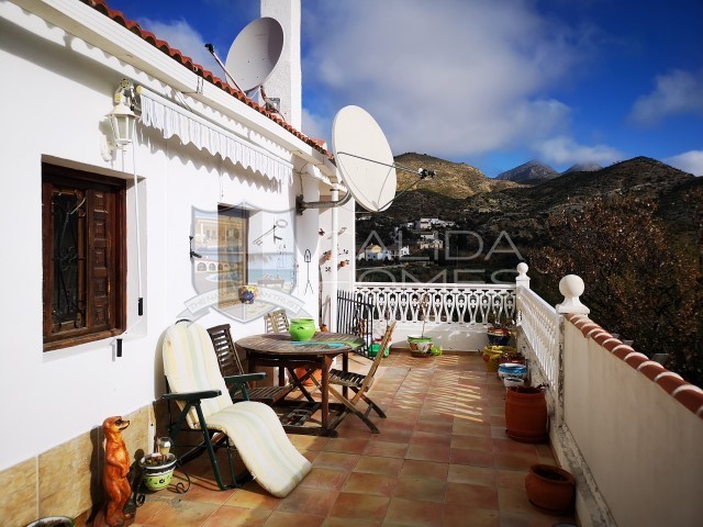 cla7291: Resale Villa for Sale in Oria, Almería