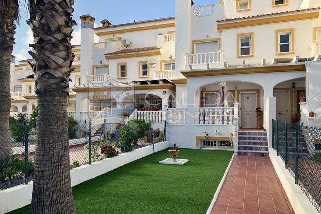 cla7293: Duplex for Sale in Vera Playa, Almería