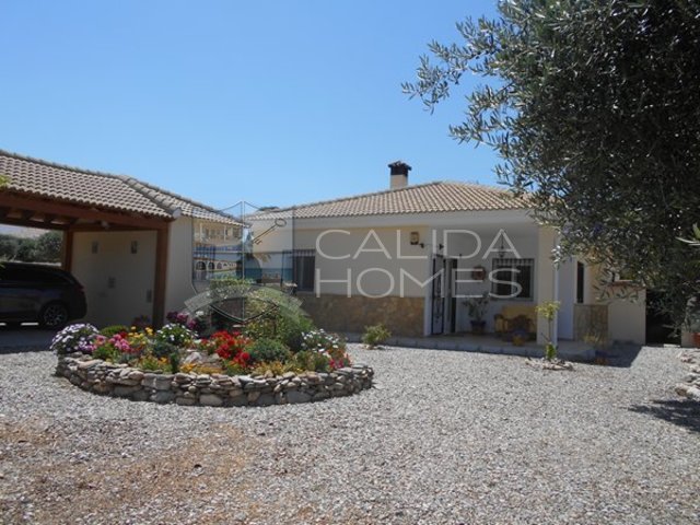 cla7303: Resale Villa for Sale in Arboleas , Almería