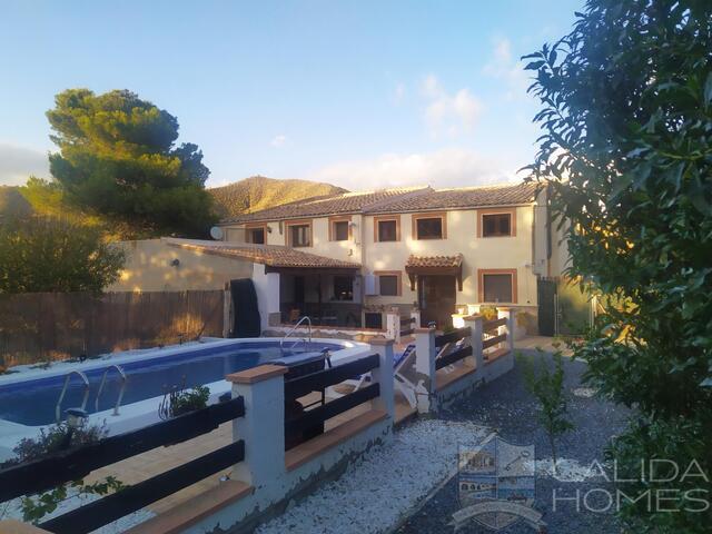 Cortijo Splendido : Detached Character House for Sale in Arboleas, Almería