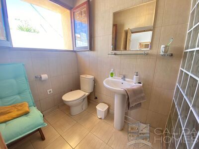 Villa Perla: Resale Villa in Arboleas, Almería