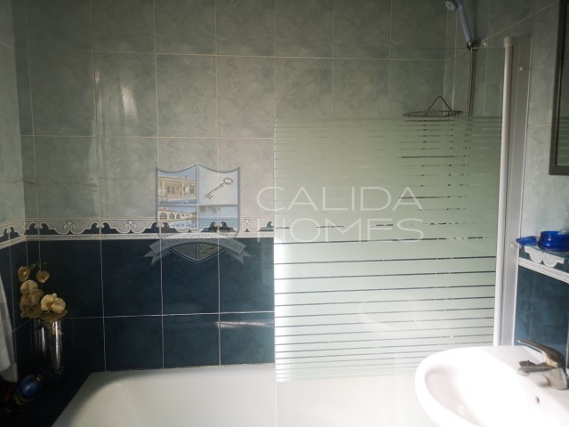 Cla7315: Resale Villa for Sale in Albanchez, Almería