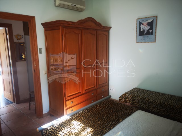 Cla7315: Resale Villa for Sale in Albanchez, Almería