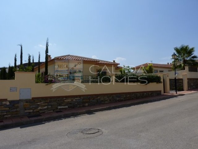  cla7316 Villa Peony : Herverkoop Villa te Koop in Arboleas, Almería