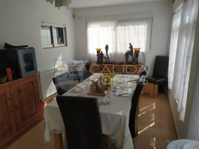 cla7328: Resale Villa for Sale in Partaloa, Almería