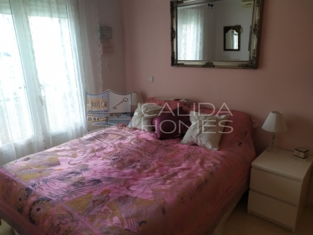 cla7330: Resale Villa for Sale in Arboleas, Almería