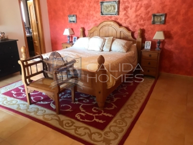 cla7337 Villa Spectacular: Resale Villa for Sale in Arboleas, Almería