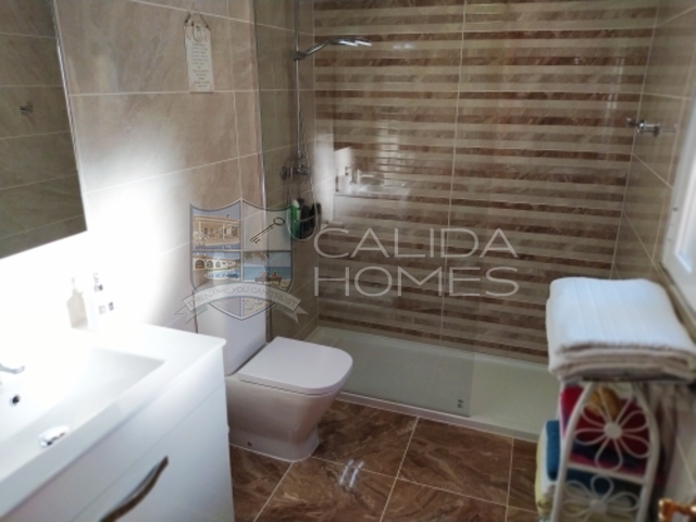 cla7341 Villa Welcome: Resale Villa for Sale in Arboleas, Almería