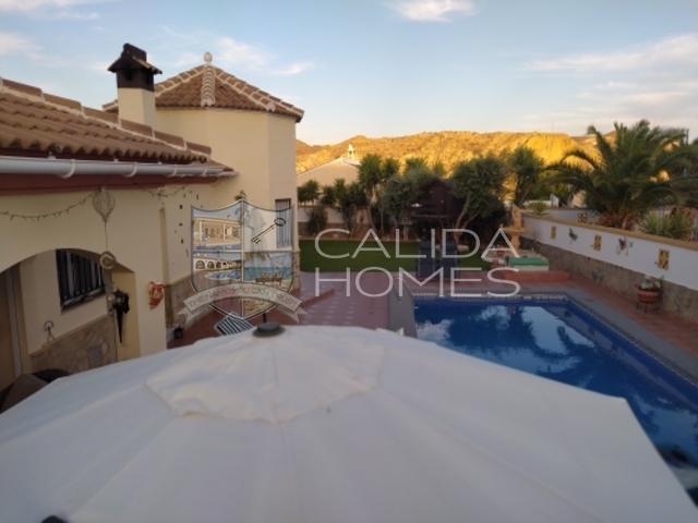 cla7341 Villa Welcome: Resale Villa for Sale in Arboleas, Almería