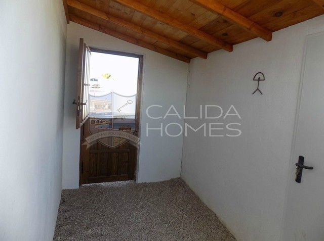 cla7342 Villa Grande: Resale Villa for Sale in Partaloa, Almería