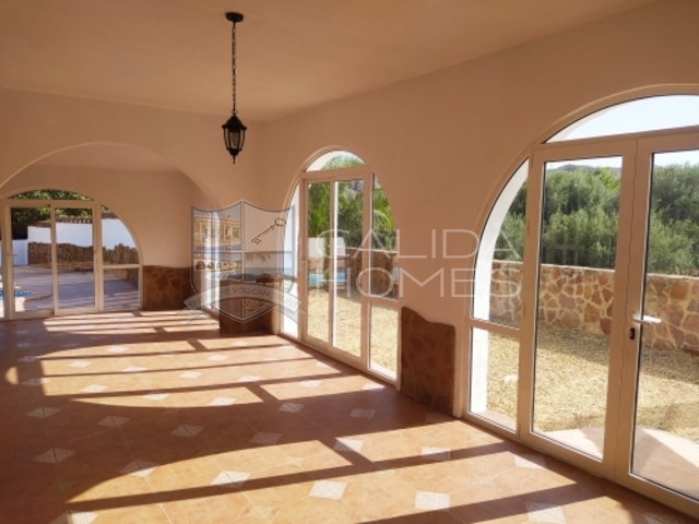 cla7432 Villa Magnolia: Resale Villa for Sale in Arboleas, Almería