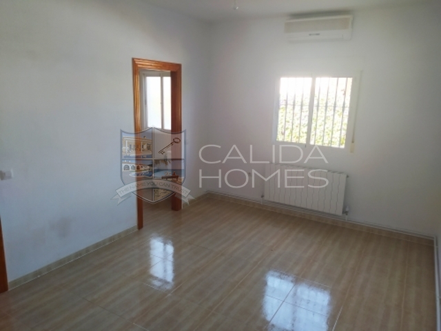 cla7432 Villa Magnolia: Resale Villa for Sale in Arboleas, Almería