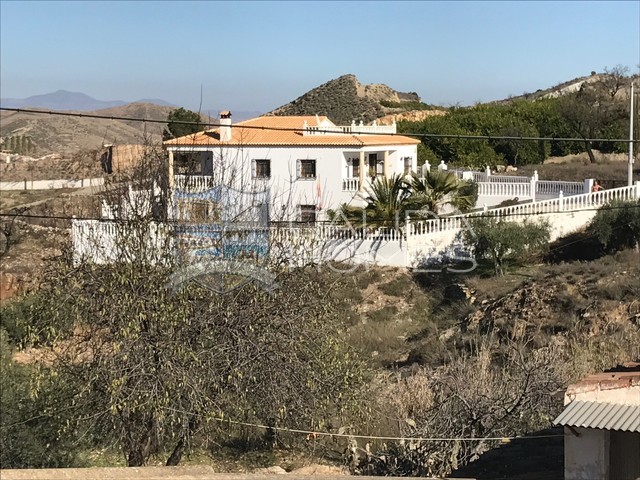 cla7343- Villa Joya: Herverkoop Villa te Koop in Arboleas, Almería