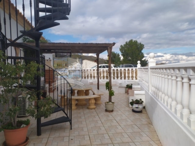 cla7343- Villa Joya: Resale Villa for Sale in Arboleas, Almería