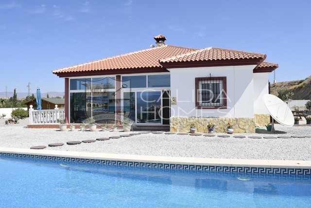 cla7346 Villa Tranquillity: Resale Villa for Sale in Albox, Almería