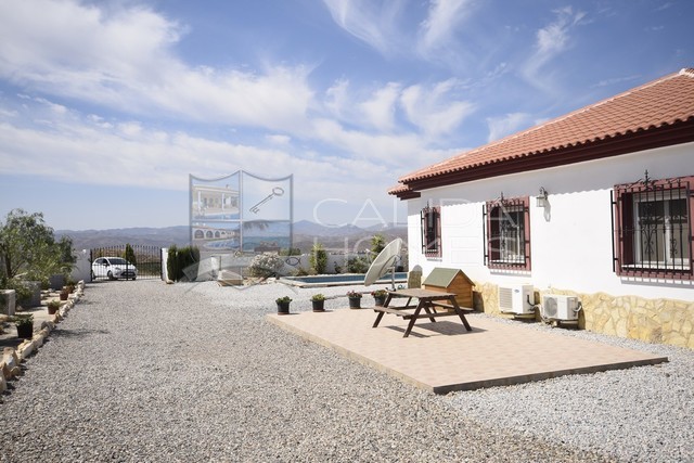 cla7346 Villa Tranquillity: Resale Villa for Sale in Albox, Almería