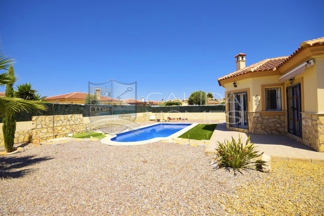 Cla7348 Villa Charm: Herverkoop Villa te Koop in Arboleas, Almería