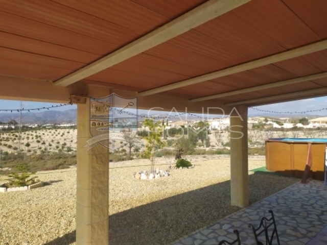 cla7356 Villa Especial: Herverkoop Villa te Koop in Partaloa, Almería